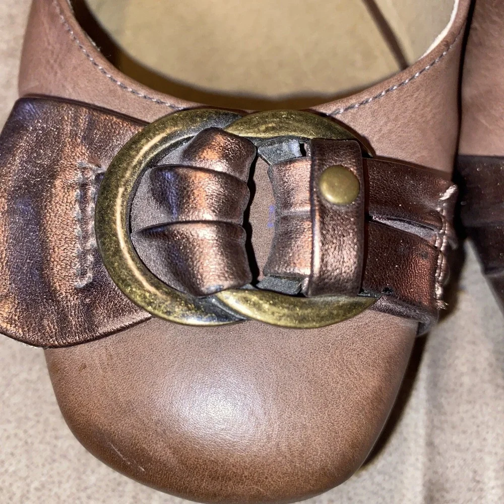 Fitzwell Phalon Ballet Flats Metallic Copper Buckle Slip On Shoes Women's 8.5 W
